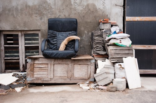 Choosing the right office clearance service